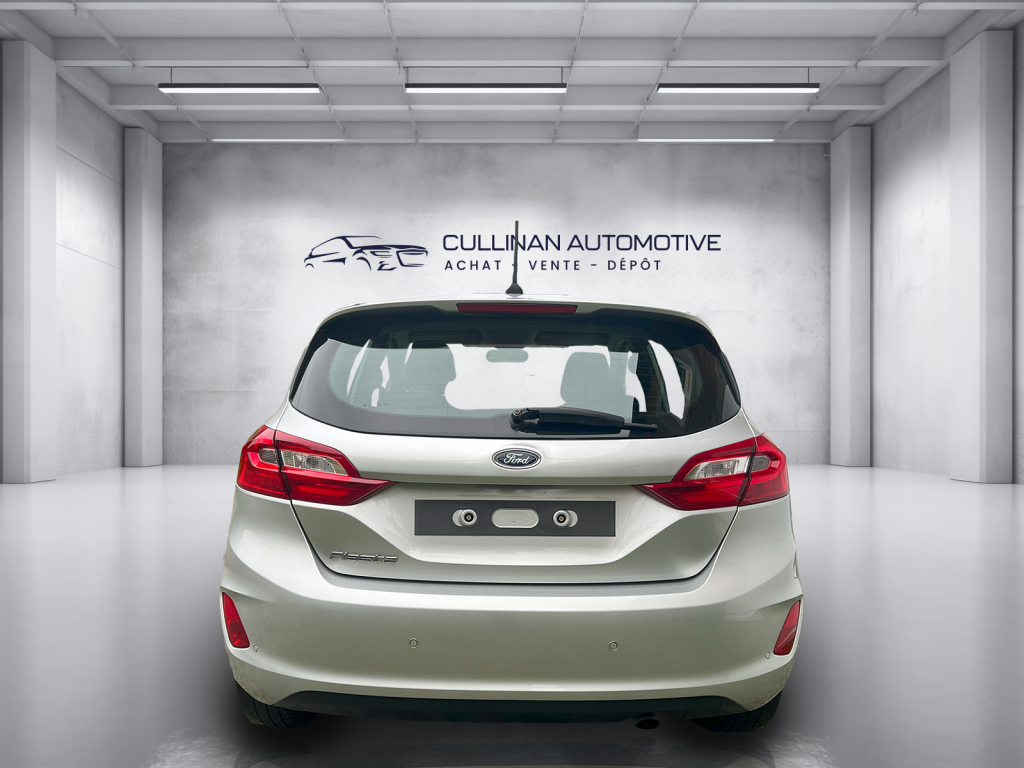 Ford Fiesta argentée en excellent état – Cullinan Automotive