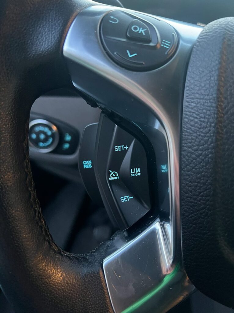 Ford Transit Connect blanc utilitaire compact vue de l'intérieur – Cullinan Automotive