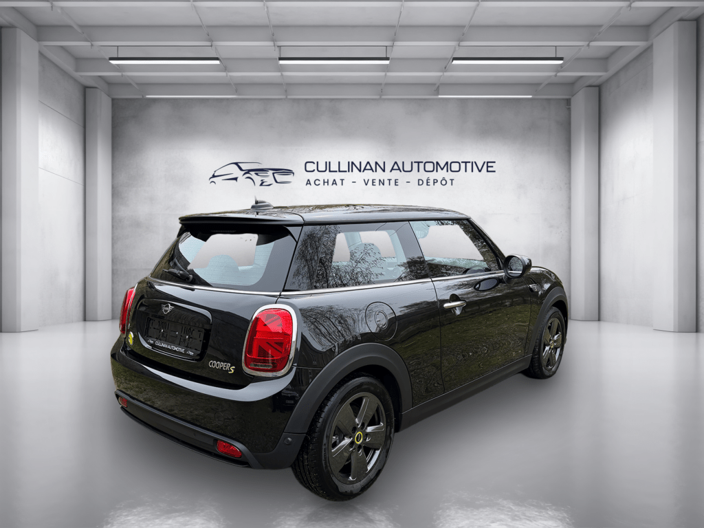 Mini Cooper SE noire électrique citadine - Cullinan Automotive