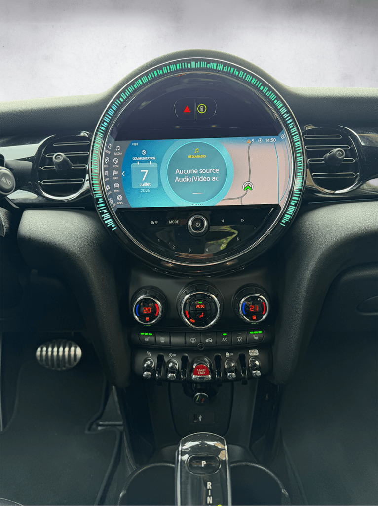 Mini Cooper JCW blanche métallisée sportive intérieur – Cullinan Automotive