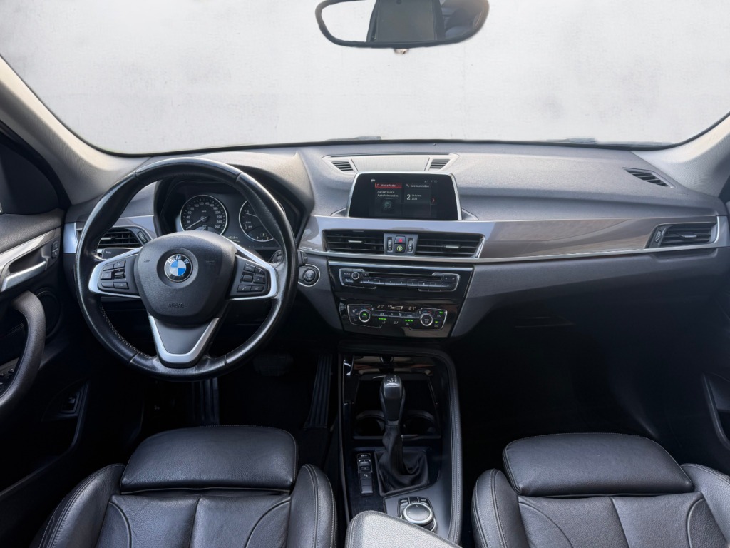 BMW X1 noire élégante avec intérieur cuir – Cullinan Automotive